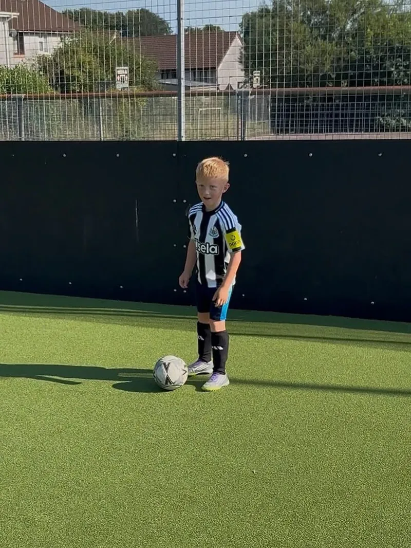 Elite Touch session player 1
